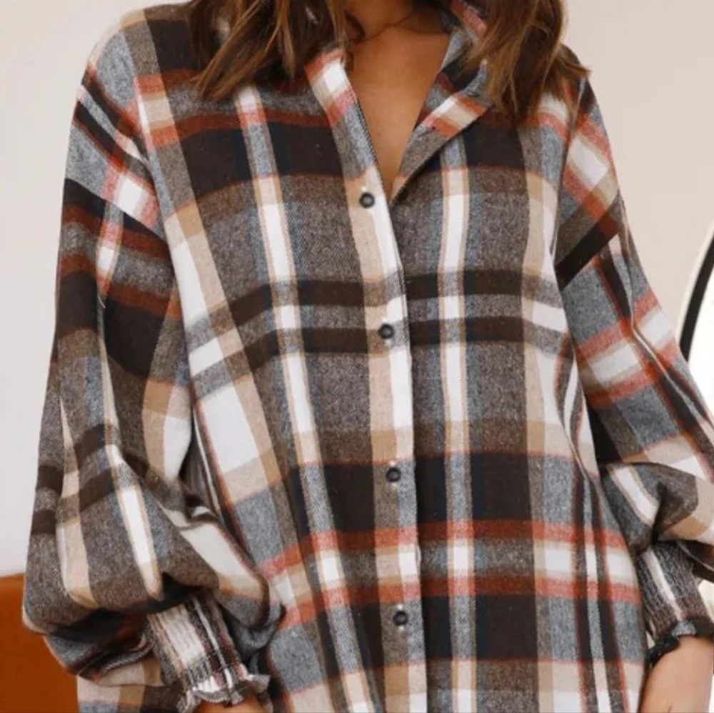 Fall In Love With Plaid Lantern Sleeve Shirt - Picture 2 of 7